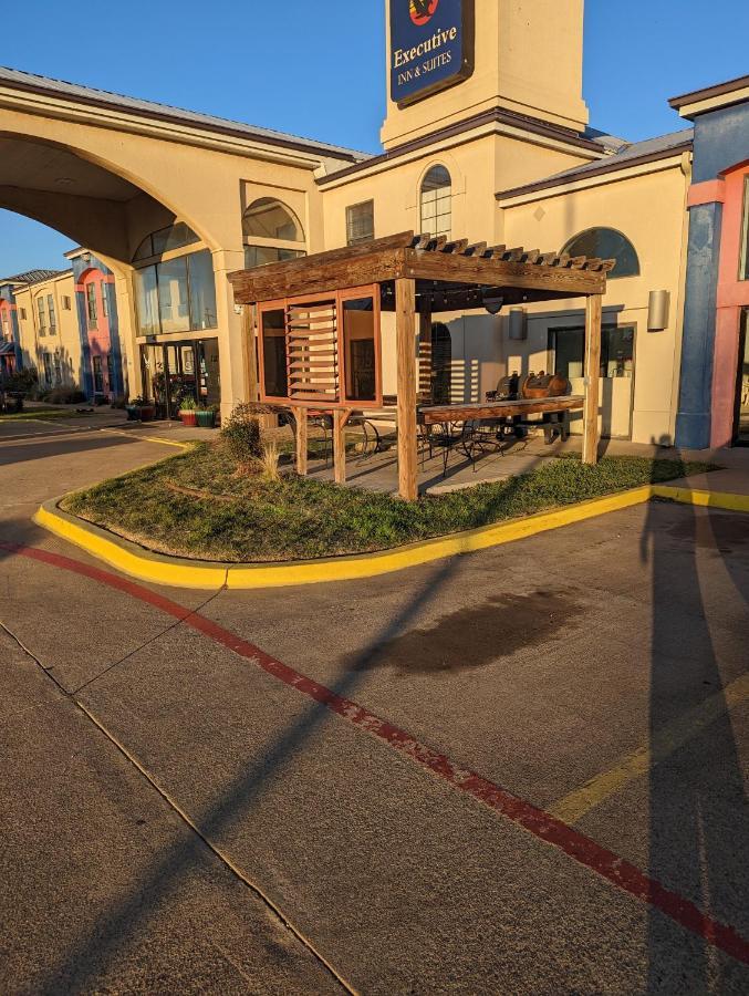 Executive Inn And Suites Wichita Falls Dış mekan fotoğraf