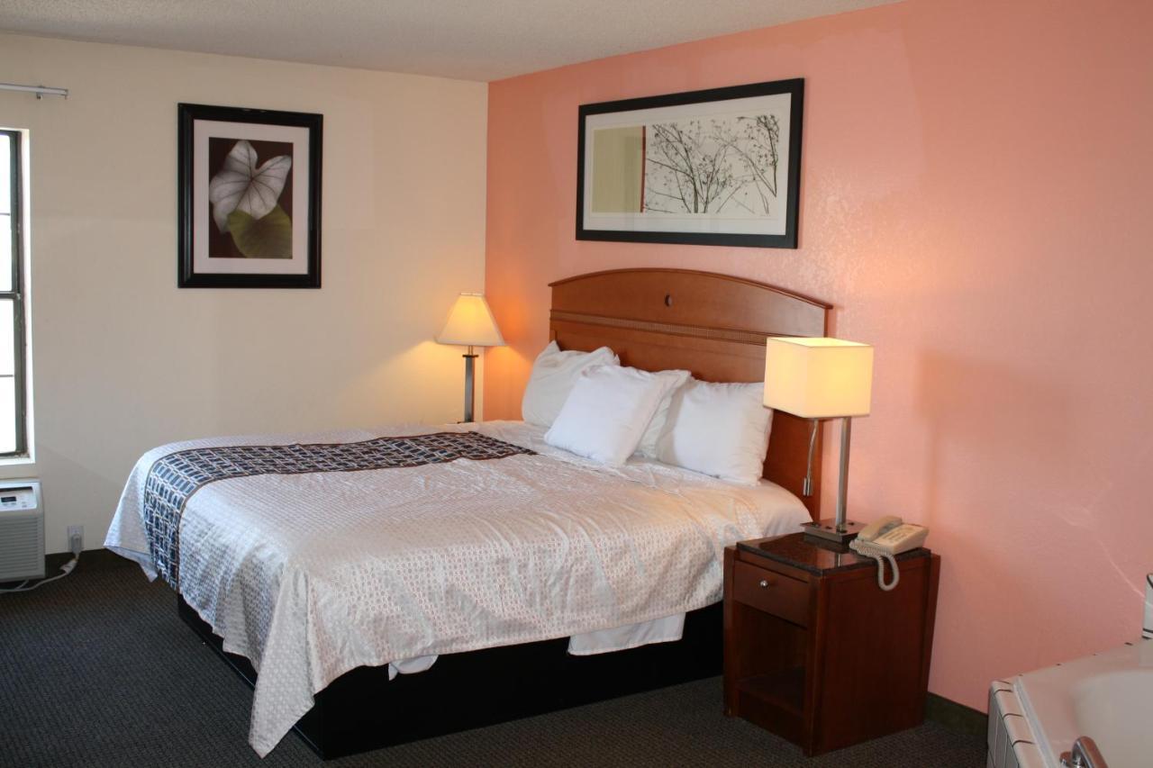 Executive Inn And Suites Wichita Falls Dış mekan fotoğraf
